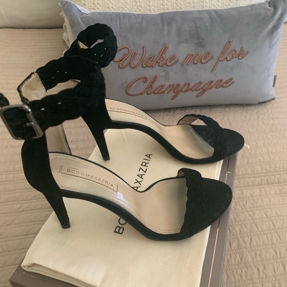 Black suede BCBG sandals - Picture 2 of 5